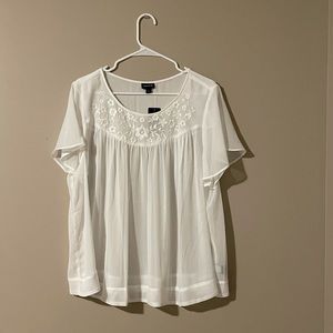 white torrid blouse new with tags